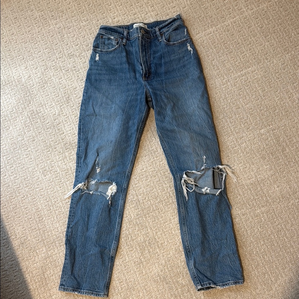 Abercrombie high rise 90s Jean— CURVE LOVE